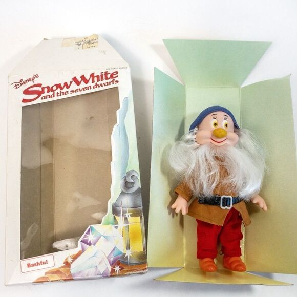 80’s Vintage Bashful Dwarf Doll Snow White Collectible - Picture 2 of 10
